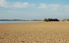 Grand Studio à 5mns de la Plage des Salins